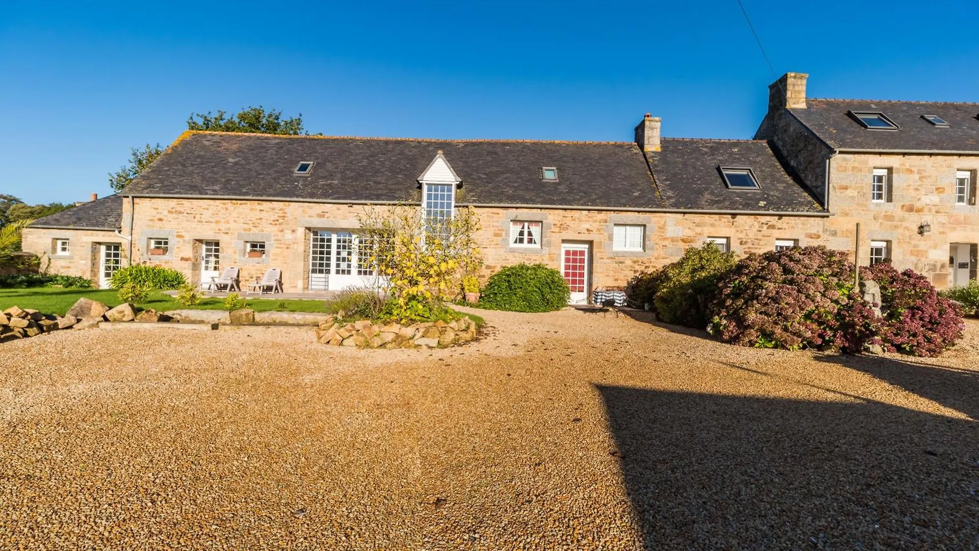 La Belle Hermine Tonquédec Bed and breakfast